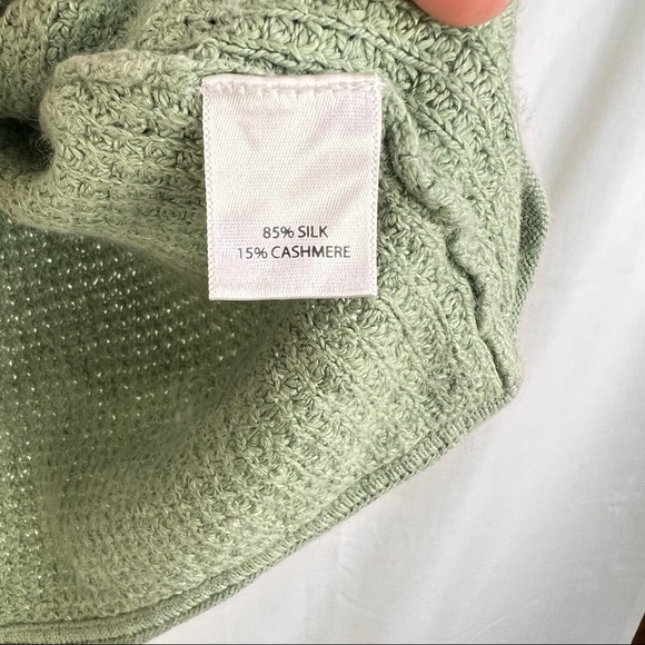 Saks Fifth Avenue Silk / Cashmere Blend Sweater Women’s Rib Knit Green Sz S EUC - Picture 4 of 11